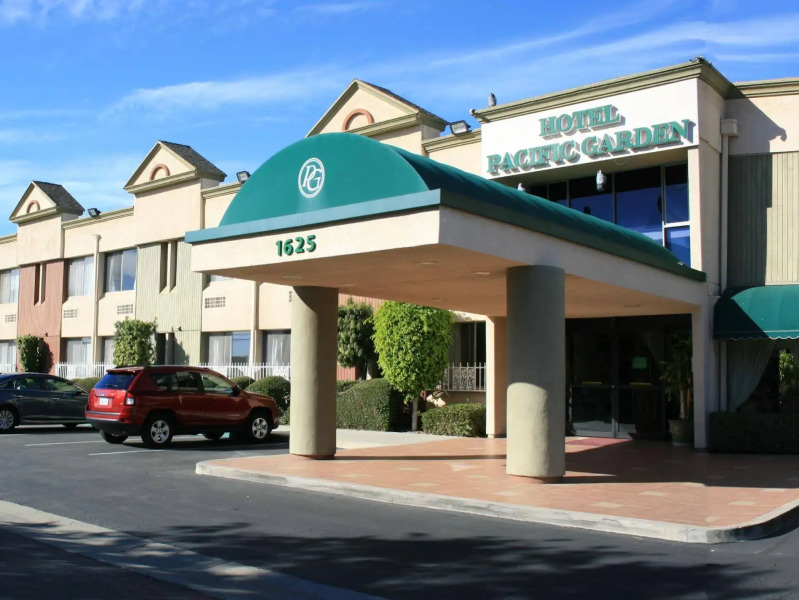 Hotel Pacific Garden
