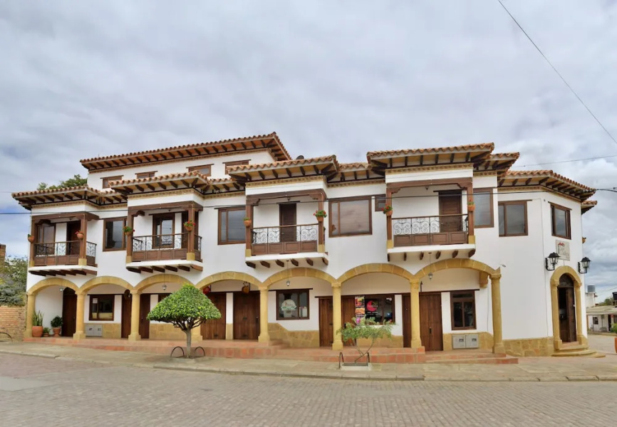 Plaza Medina Hotel
