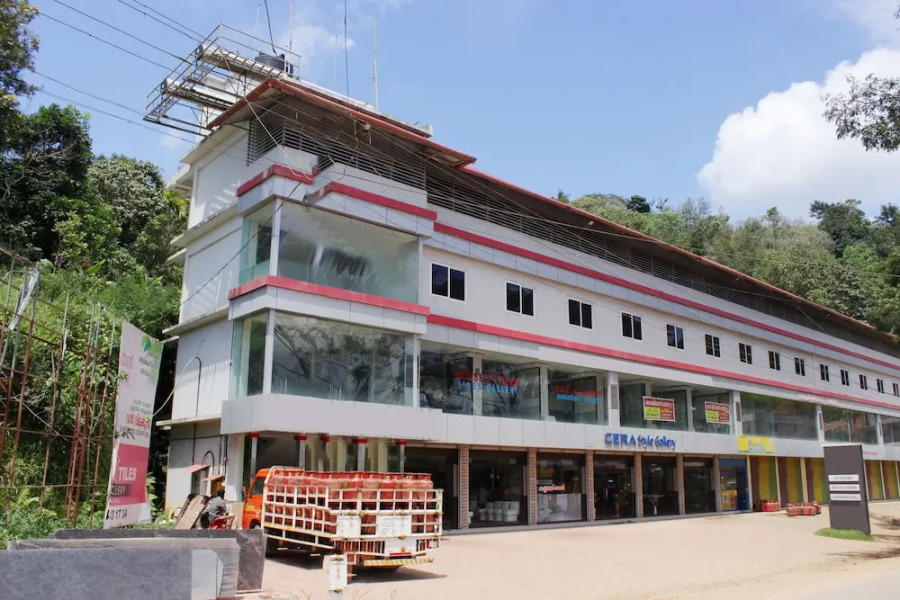 OYO 19614 Kallarackal Residency