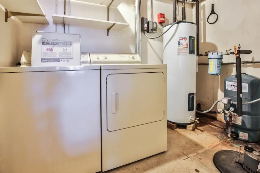 Pinewood #8512 - 3 Br Home