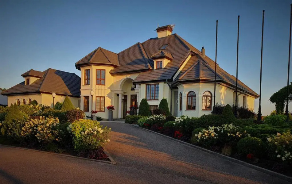 Bungalows at Sierra Golf Resort