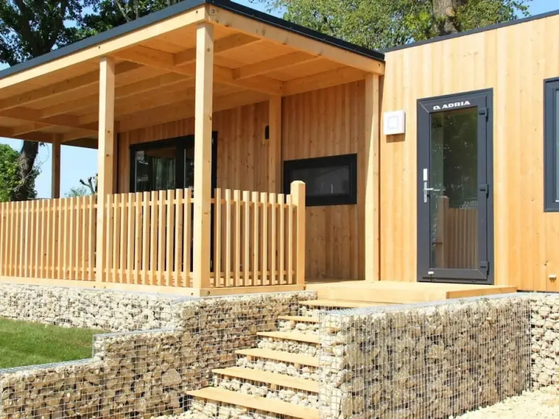 Modern Chalet With Air Conditioning