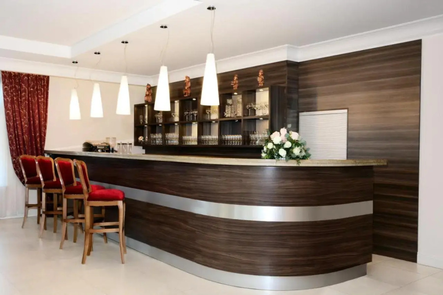 Hotel Świętokrzyski Dwór