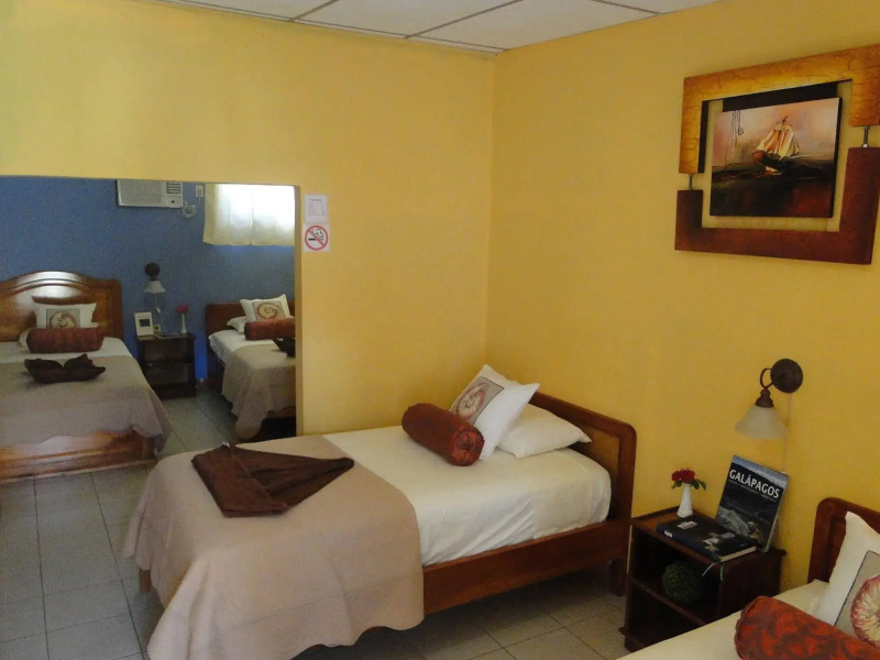 Hotel Mar Azul Galapagos