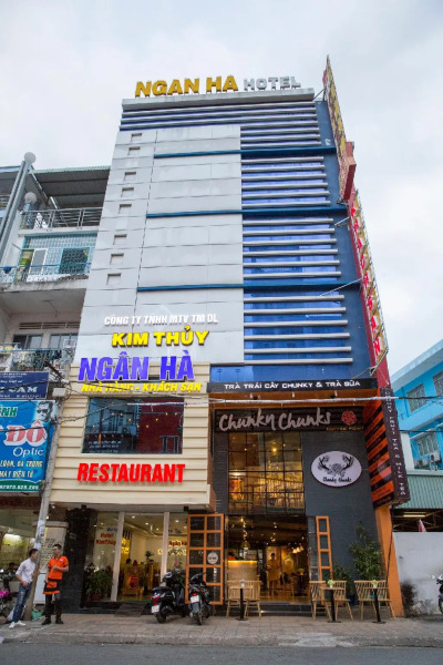 Kim Thuy Ngan Ha hotel