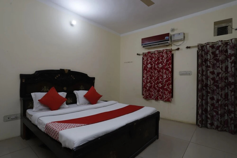 OYO 29714 Mumal Resort