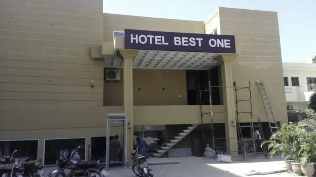 Hotel residence inn multan