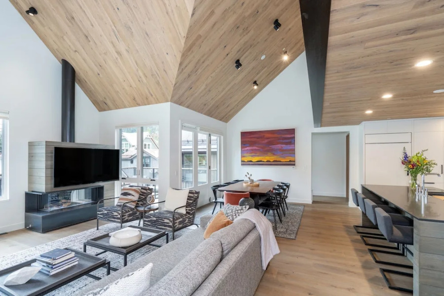 Loft House 101 AT Transfer by Exceptional Stays