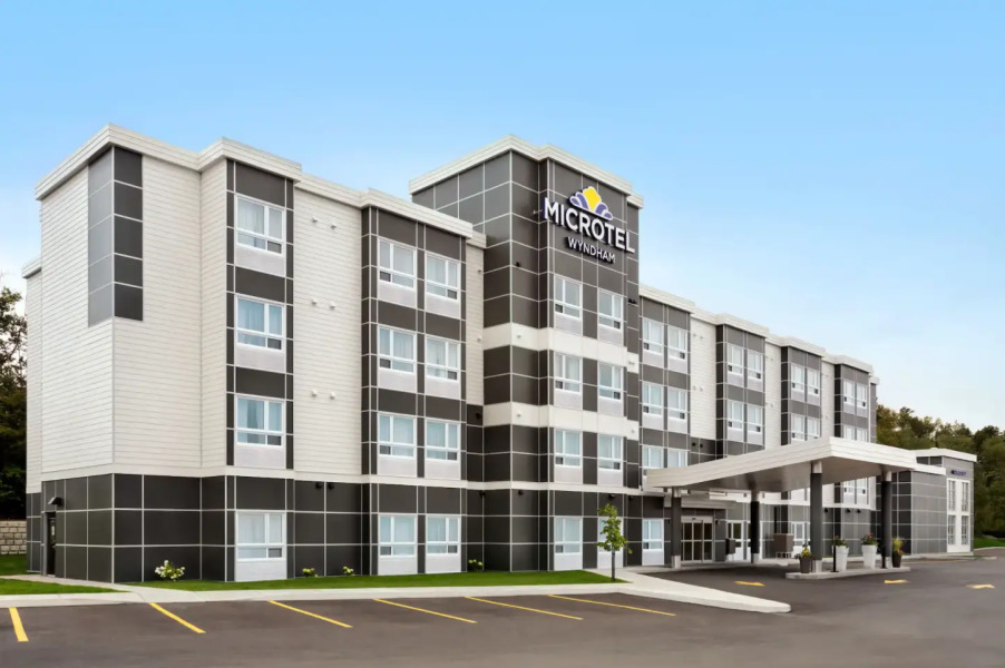Microtel Inn & Suites by Wyndham Dorval