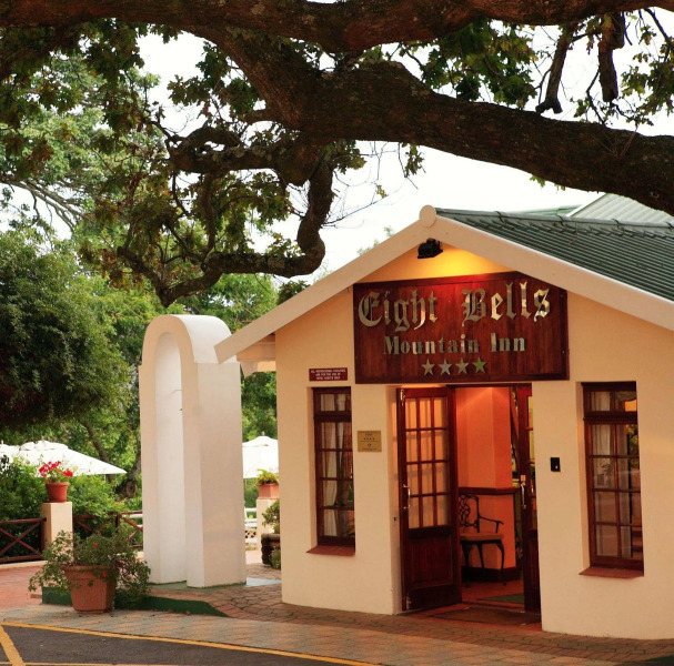 Eight Bells Mountain Inn