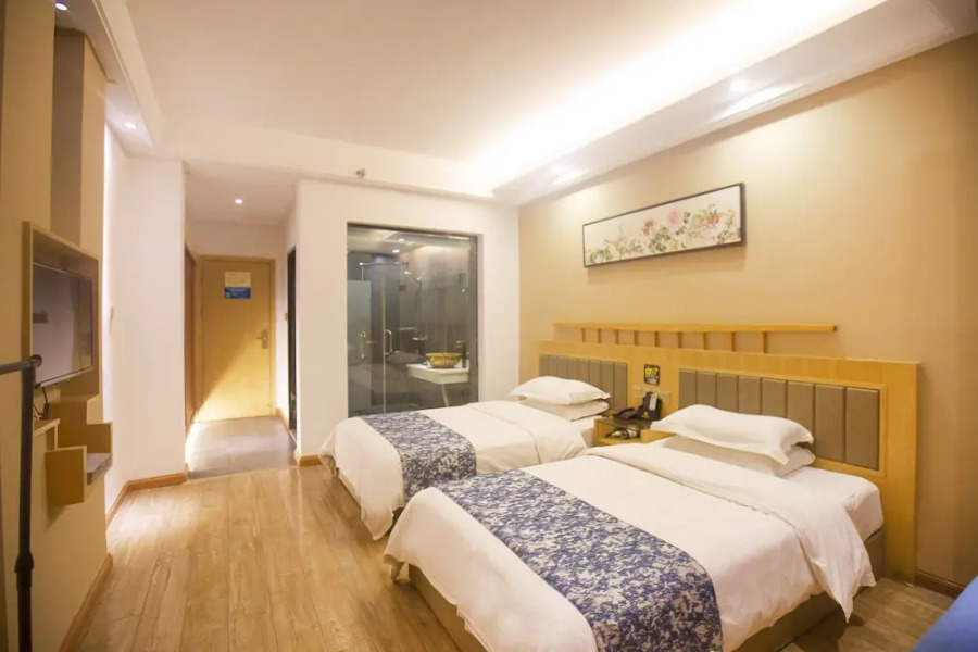 Zhangjiajie Heyday Hotel