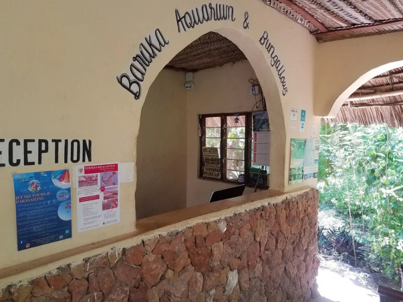 Baraka Aquarium Bungalows