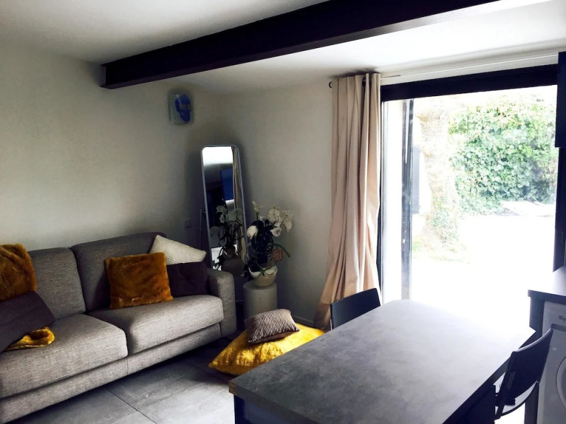 Studio in Roquefort-la-bédoule, With Enclosed Garden and Wifi - 4 km F