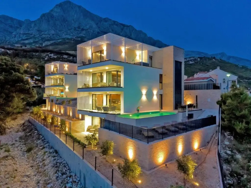 Luxury Villa Delight I Promajna with pool, gym, sauna and jacuzzi