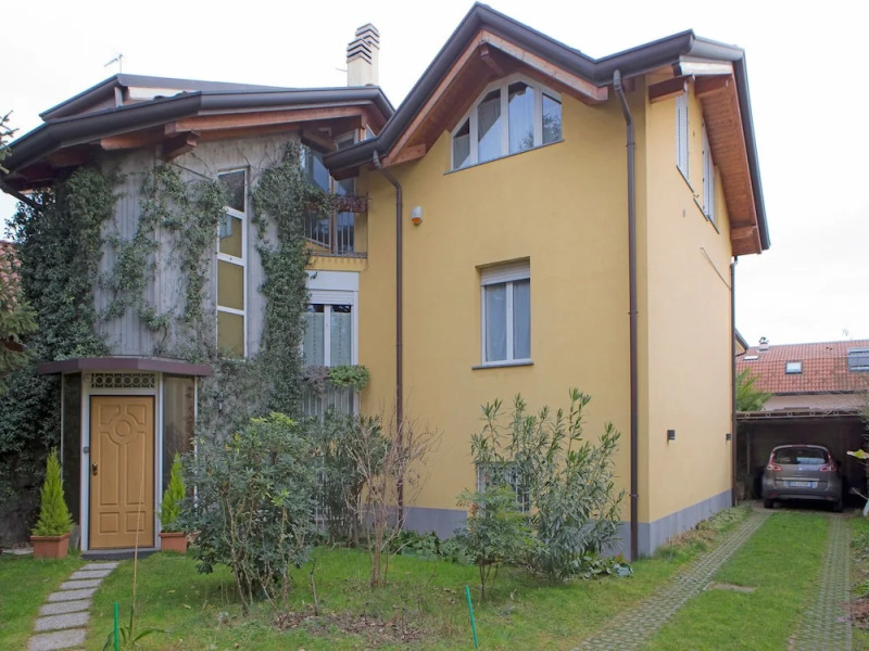 Rentopolis Baracca - Rho Fiera