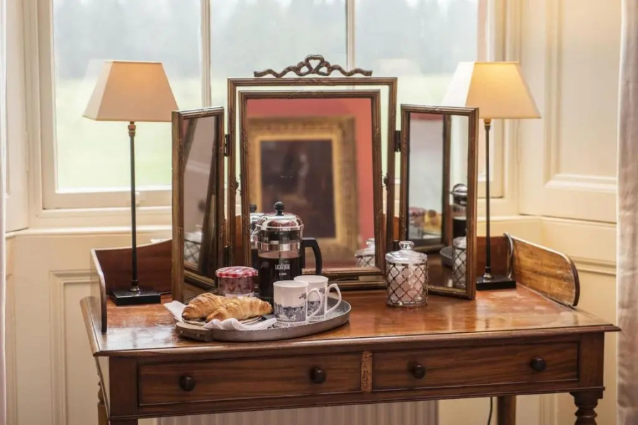 The Earl & Countess at Thirlestane Castle