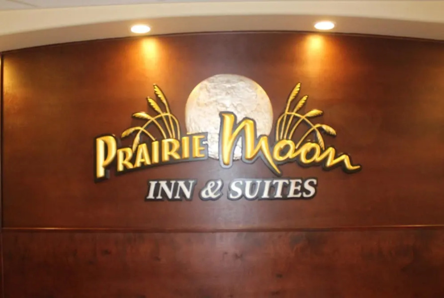Prairie Moon Inn & Suites Unity