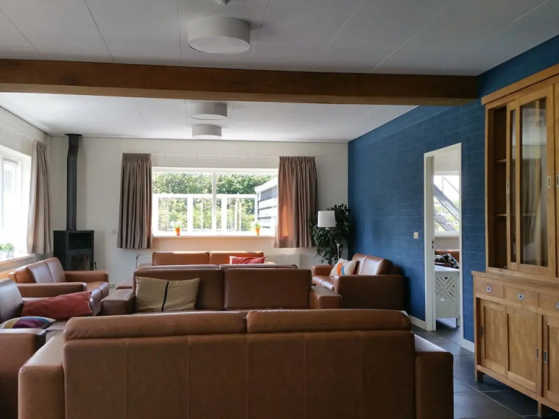 Beautiful Group Accommodation With Facilities Near the sea