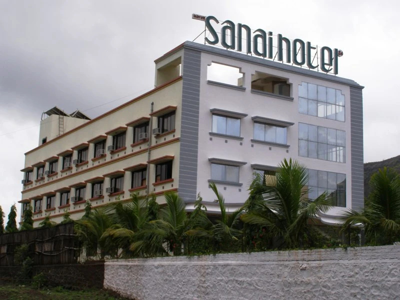 Hotel Sanai Residency