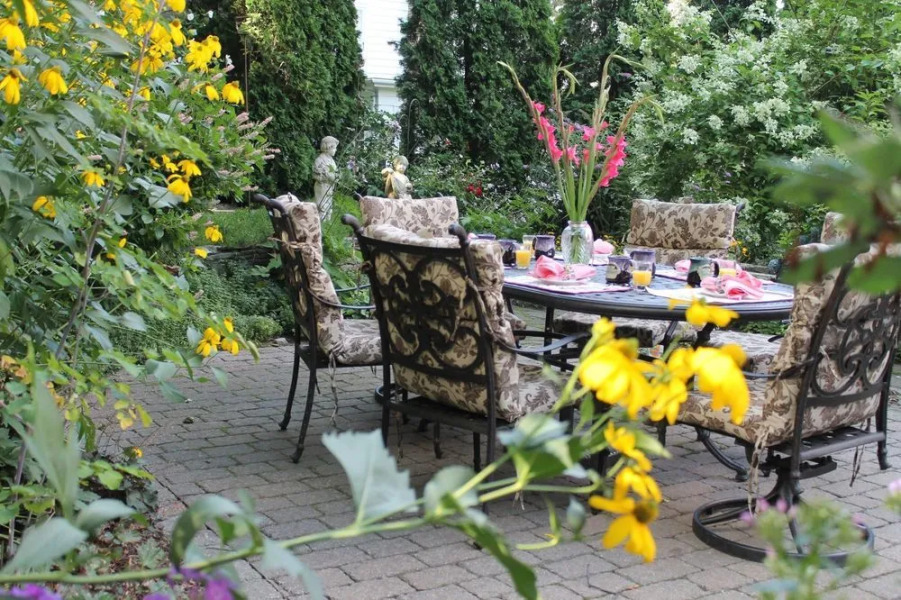 The Sleigh Maker Inn Bed and Breakfast