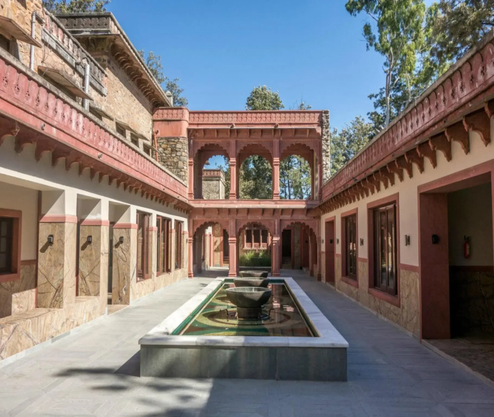 Hotel Sai Palace