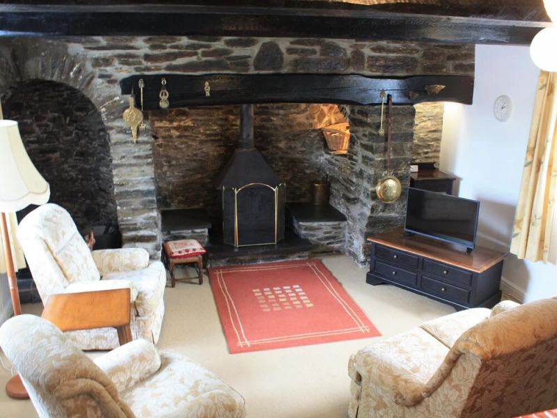 Holiday Home With Floor Heating, Authentic Wooden Beams and a Beautiful Garden