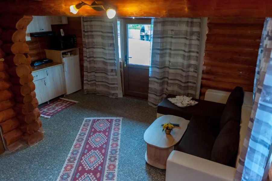 Villa Frans și Căbănuțe