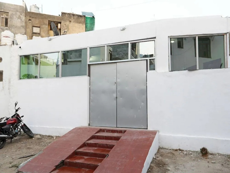 OYO 36700 Moonlight Residency