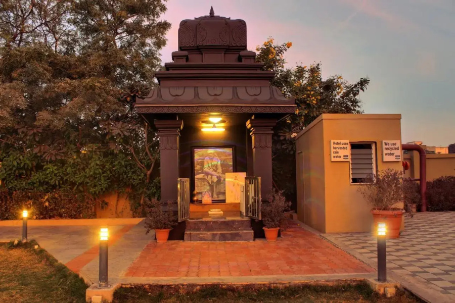 Temple Tree Hotel Shirdi
