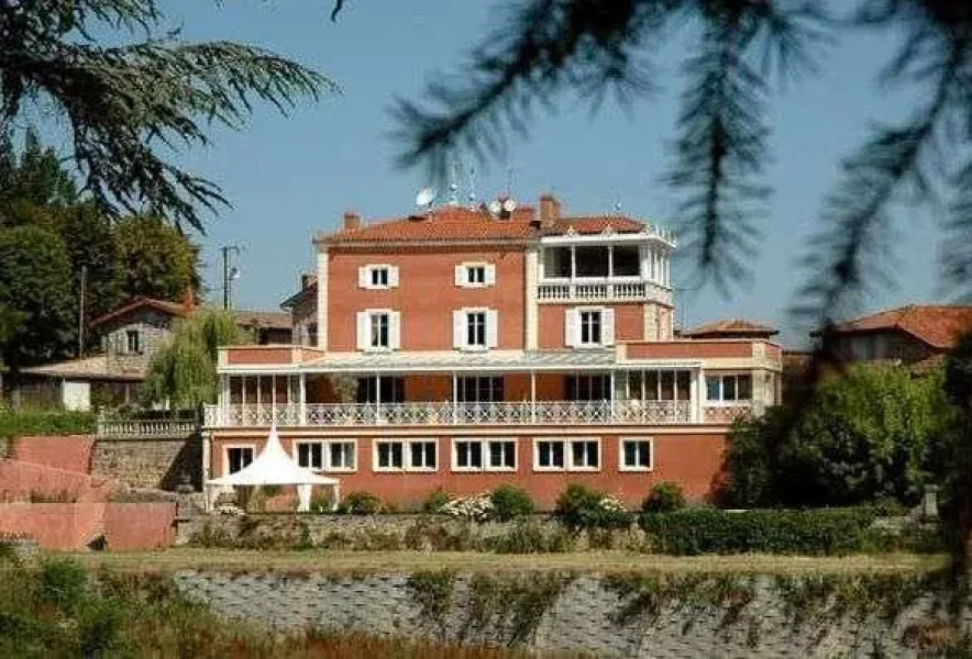 Chambres dHôtes Château de la Charmeraie