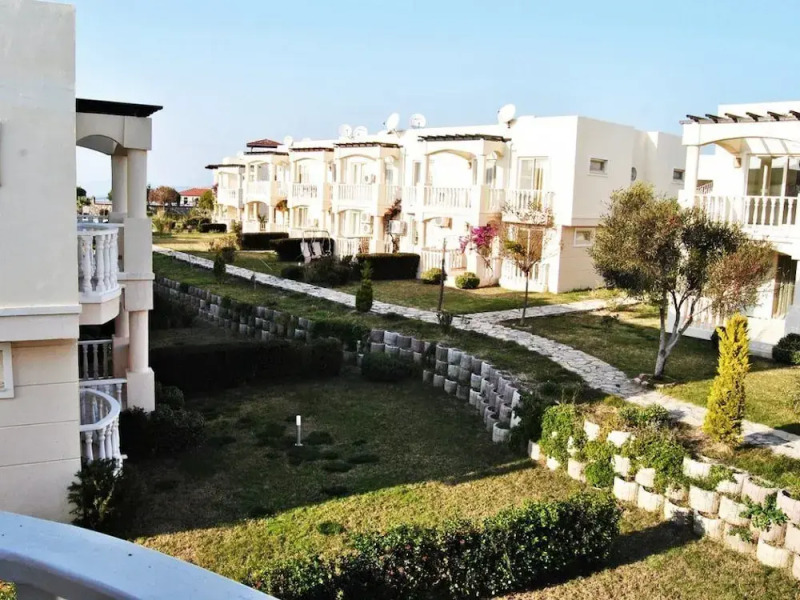 1 Bedroom Apartment Lake View 5 by Likya Global