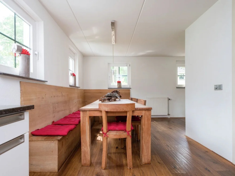 Luxurious Villa in Lunteren with Sauna