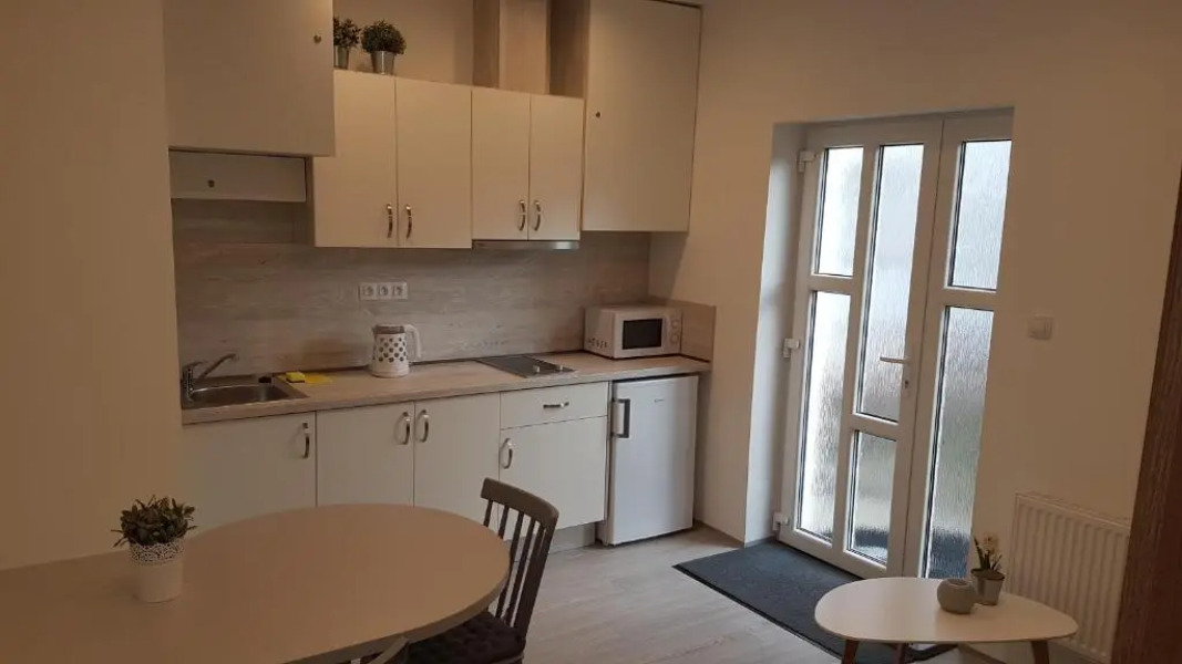 Apartment Pension Stark