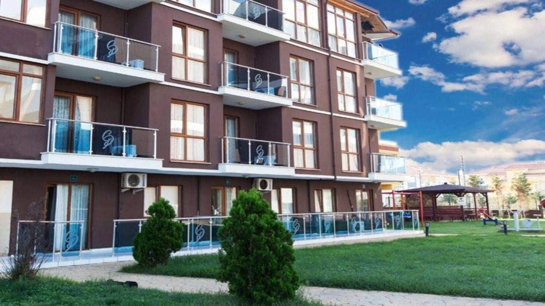 Carpediem Diamond Hotel