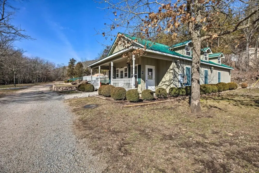 Blue Eye Condo on Morningside Church Campus!