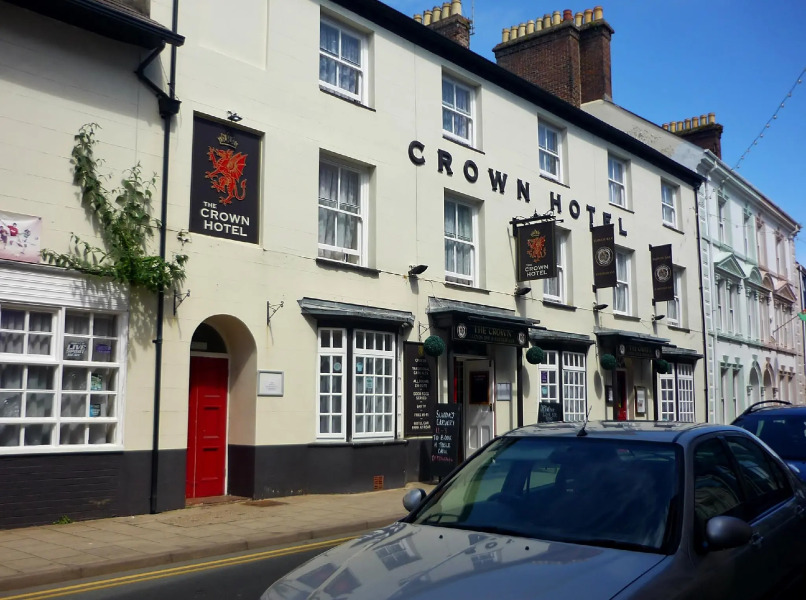 The Crown Hotel