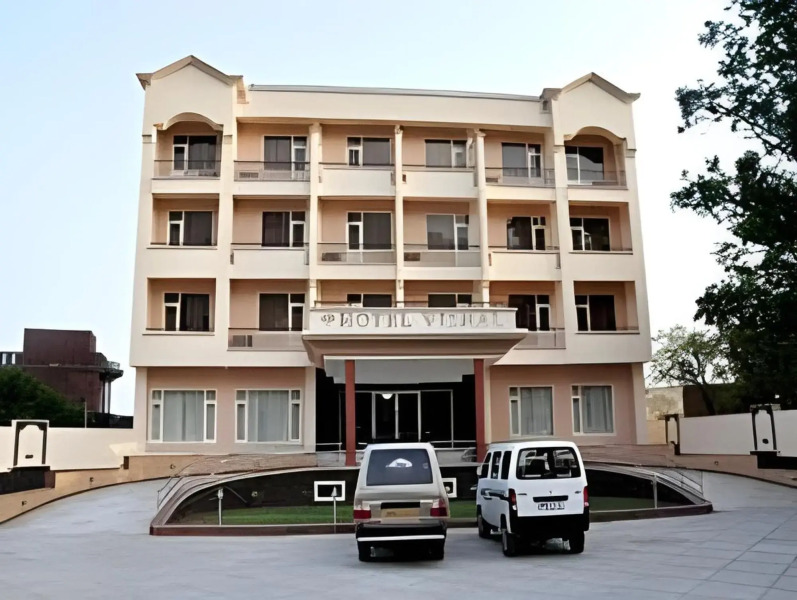 Vishal Hotel