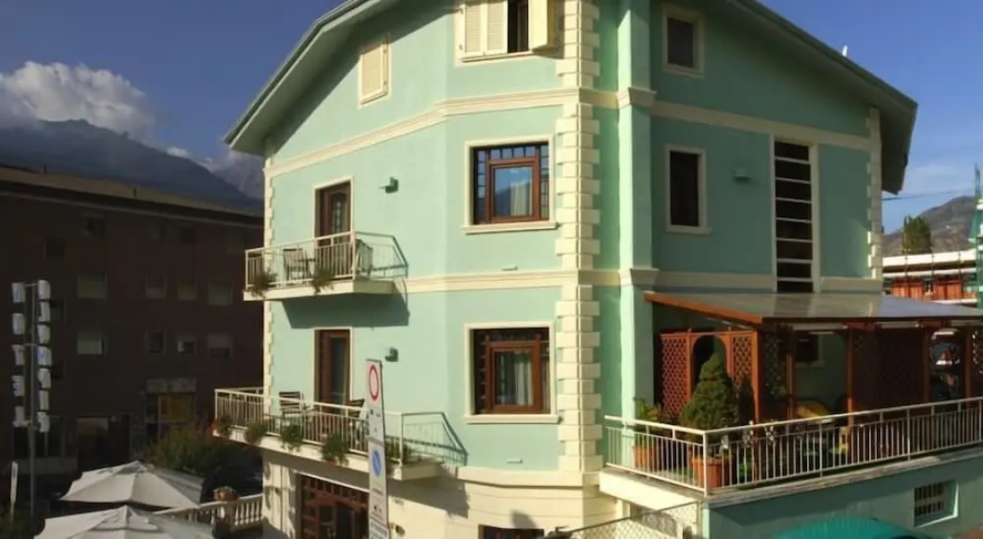 Hotel Olympic