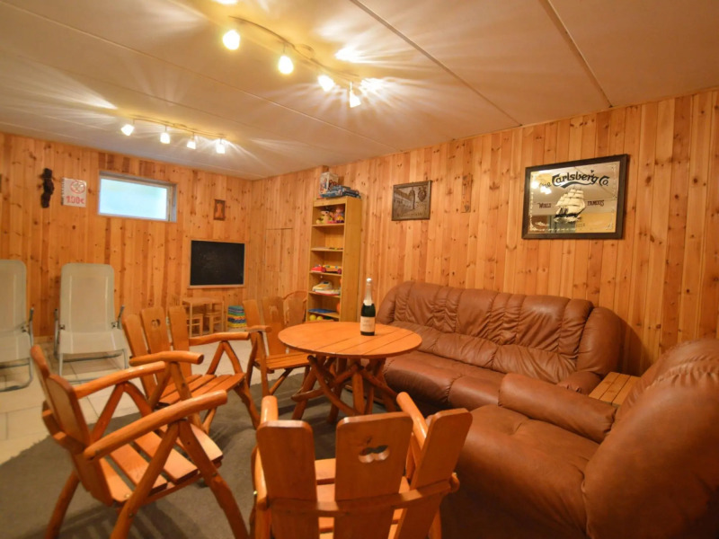 Cozy Holiday Home in Robertville with Sauna
