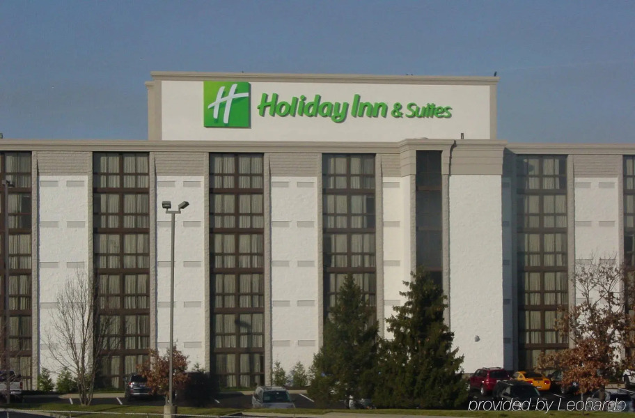 Holiday Inn Hotel & Suites Cincinnati - Eastgate by IHG