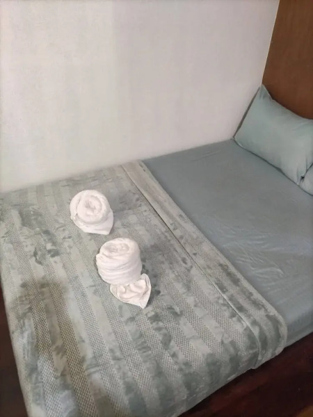 Siquijor Overlooking House 100 Meters Before Cambugahay Falls