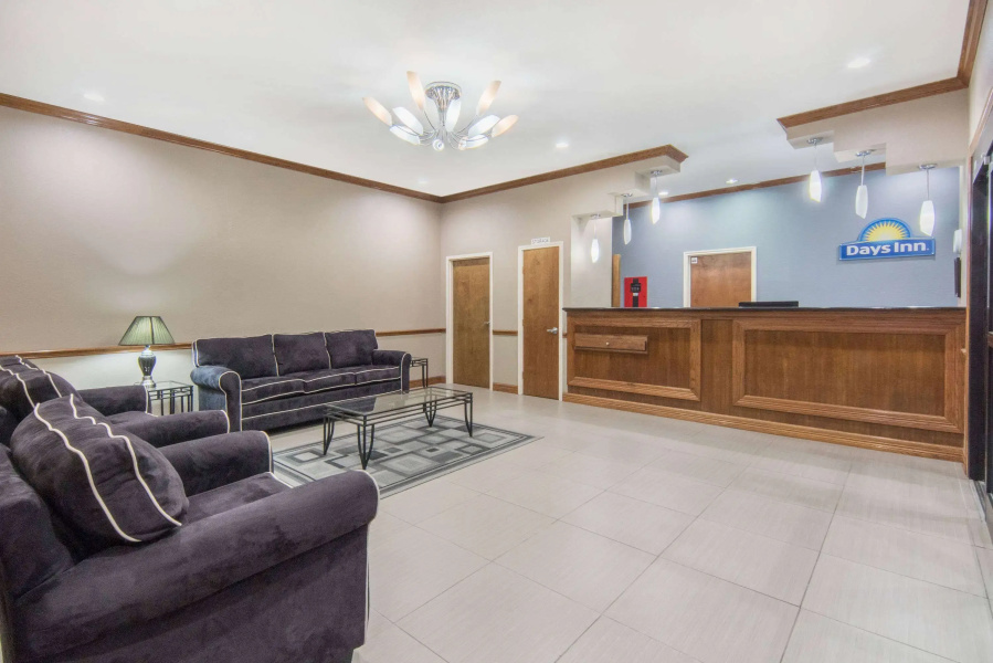 Days Inn by Wyndham Baytown East
