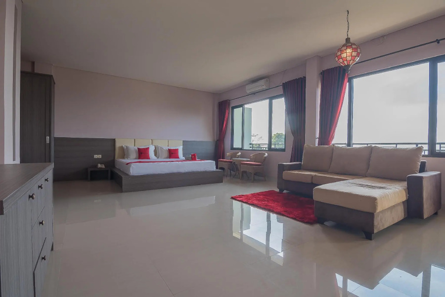 RedDoorz Premium @ Fafa Hills Resort Puncak