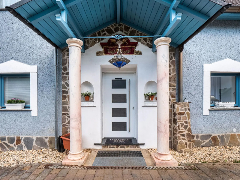 Large holiday home in Mimbach with private garden