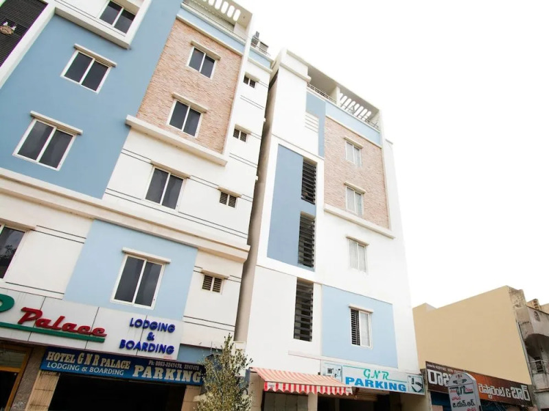 OYO 15936 Hotel Gnr Residency