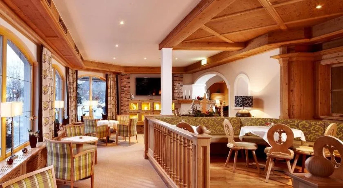 Smaragdhotel Tauernblick