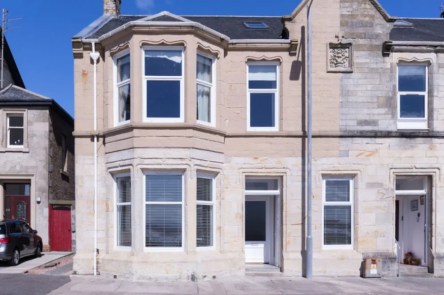 Eagleton Residence - Donnini Apartments