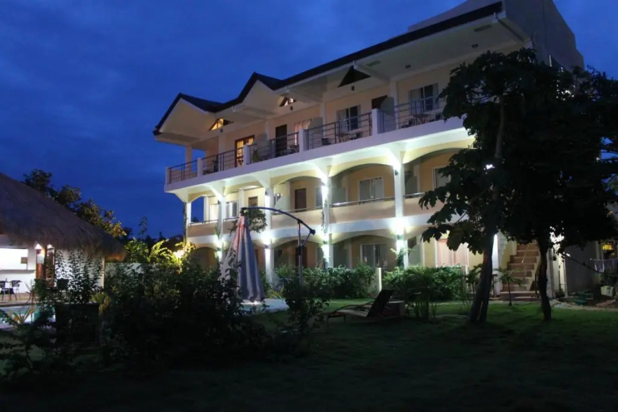 Vanilla Sky Dive Resort