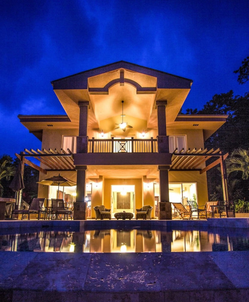 Red Frog Beach Island Resort