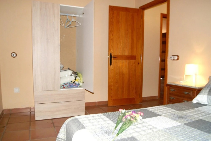 House With 4 Bedrooms in Benifayó, With Wonderful sea View, Private Po